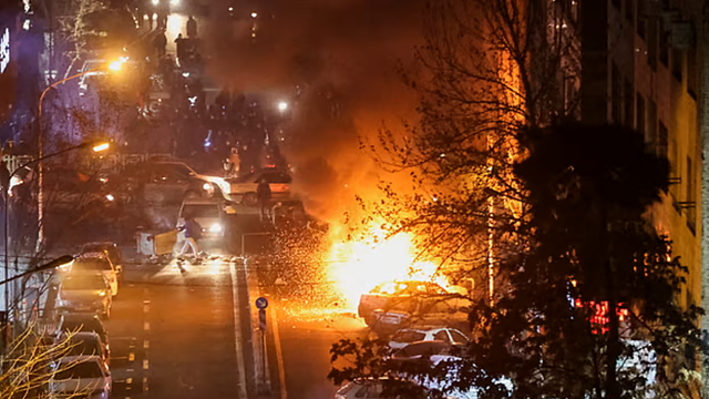 ইরানে বিক্ষোভে নিহত বেড়ে ২ হাজার ৫৭১